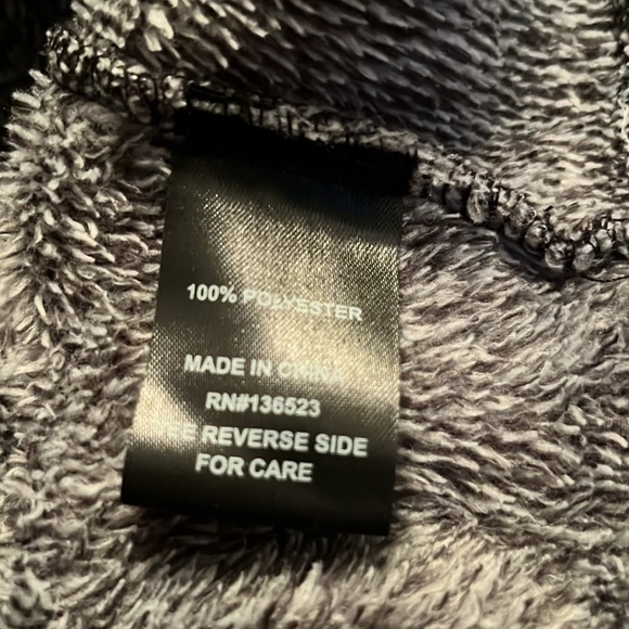 DEPART WEST HOODIE. SIZE SMALL - Picture 7 of 8